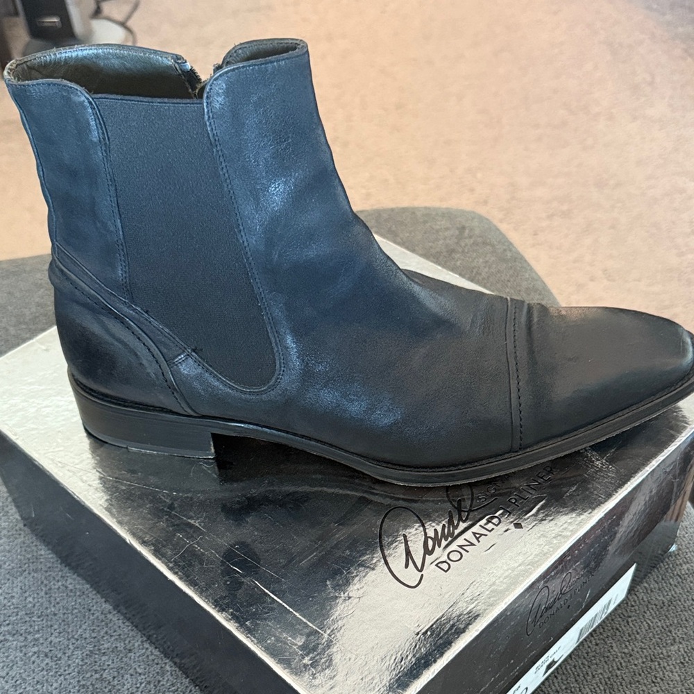 Donald J. Pliner Black Leather Men's Boots